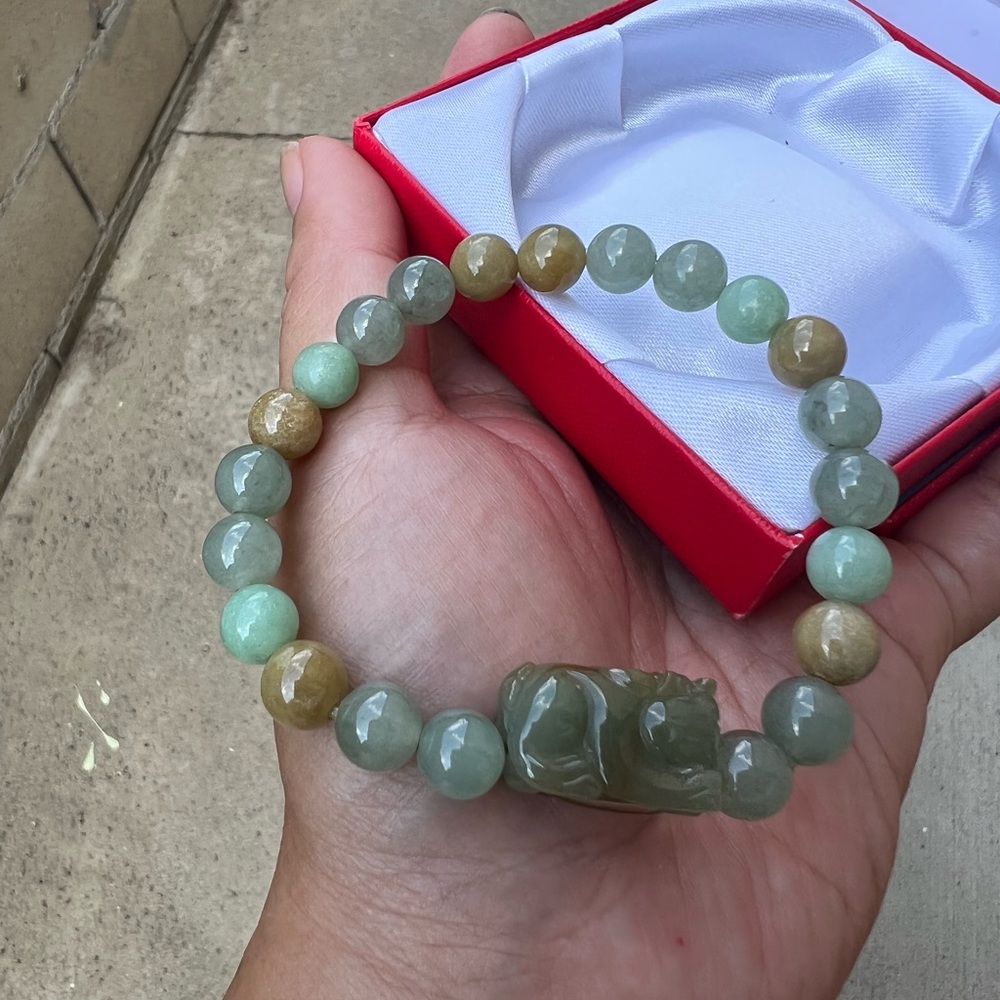 Jade bracelets - Picture 3 of 4